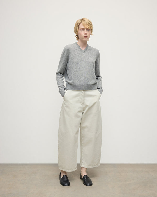 johnstons of elgin Classic Cashmere Light Grey V Neck Jumper