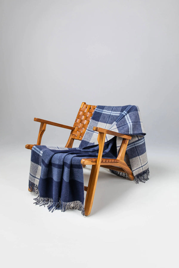 johnstons of elgin Double Face Lambswool Blue Throw