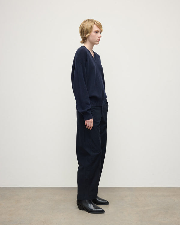 Johnstons Of Elgin Gauzy Cashmere Dark Navy V Neck Jumper