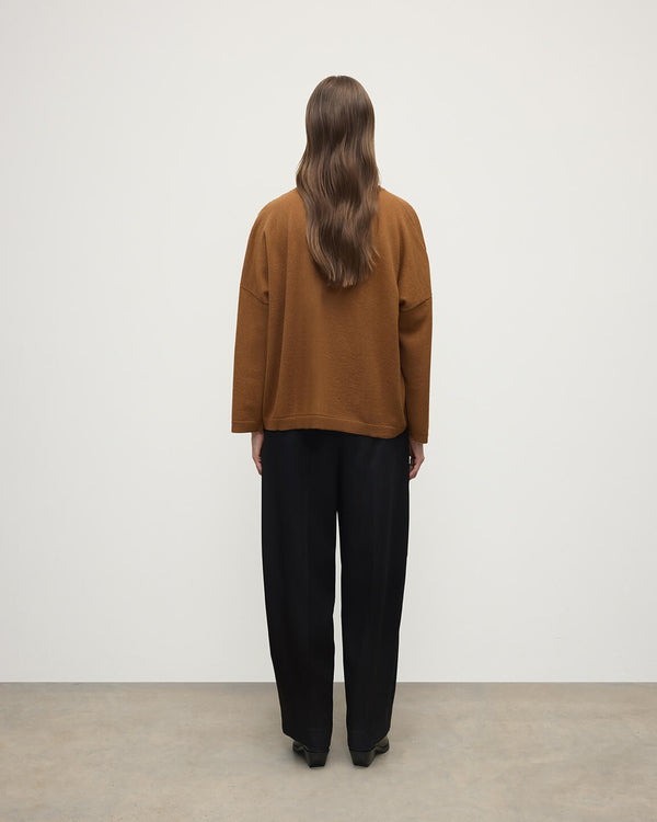 Johnstons Of Elgin Gauzy Pocket Dark Camel Cashmere Jumper