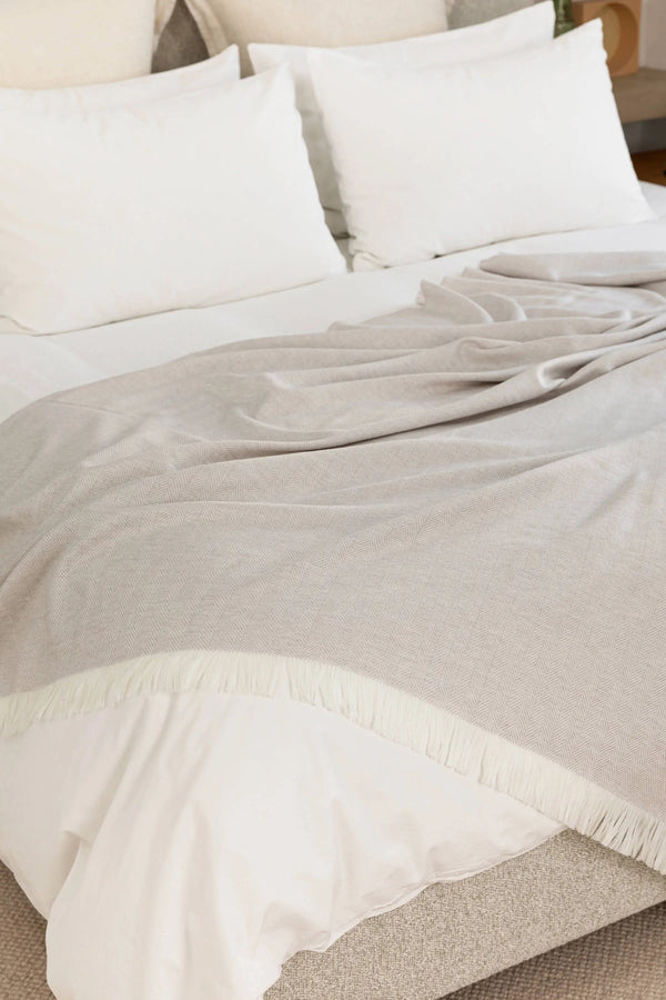 Johnstons Of Elgin Herringbone Merino Grey Bed Throw