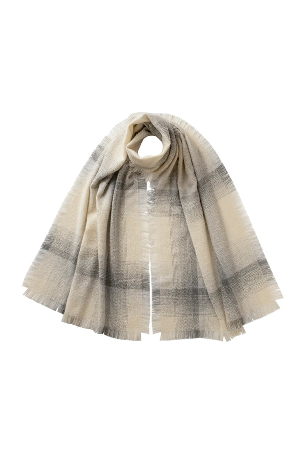 johnstons of elgin Blurred Bouclé White Scarf