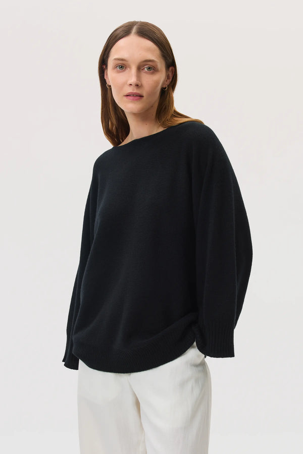 johnstons of elgin Cashmere Cape Black Jumper