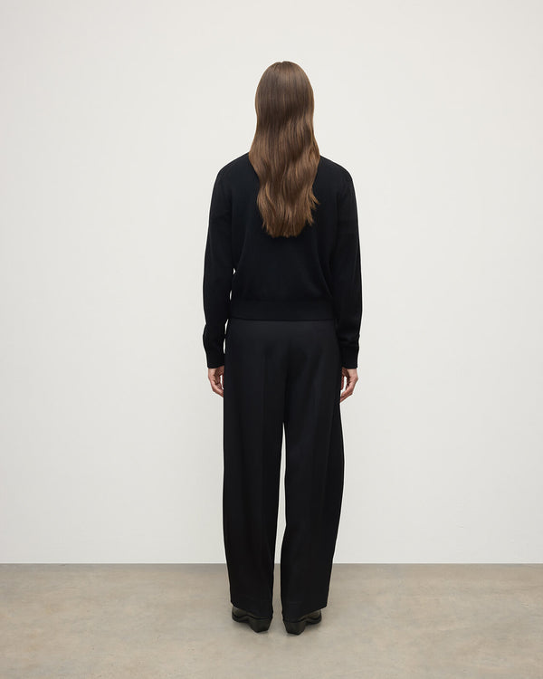 Johnstons Of Elgin Classic Cashmere Black Cardigan