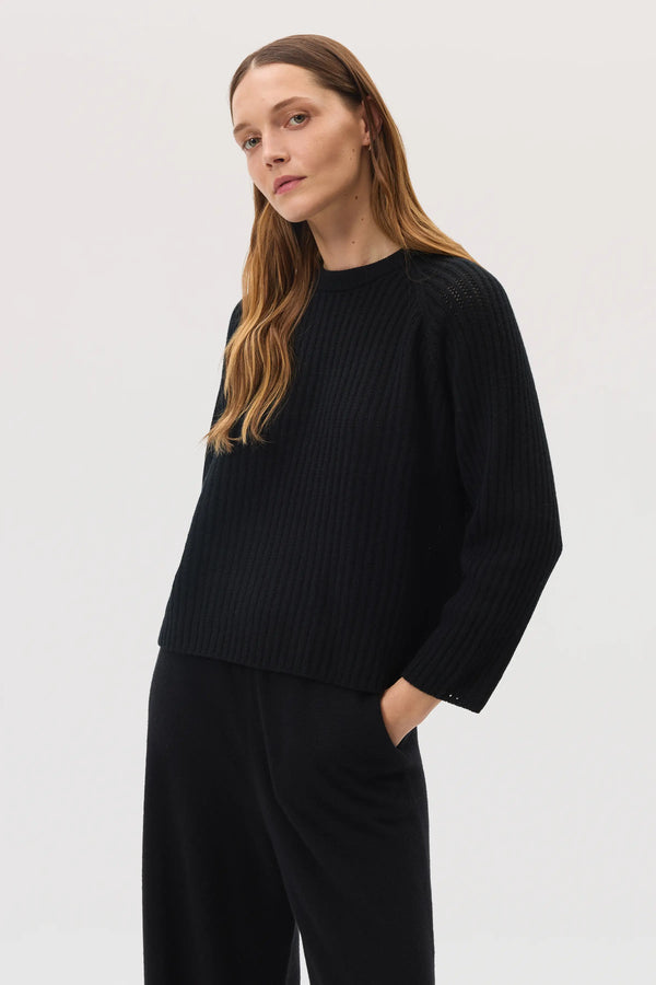 johnstons of elgin Mesh Rib Cashmere Black Jumper