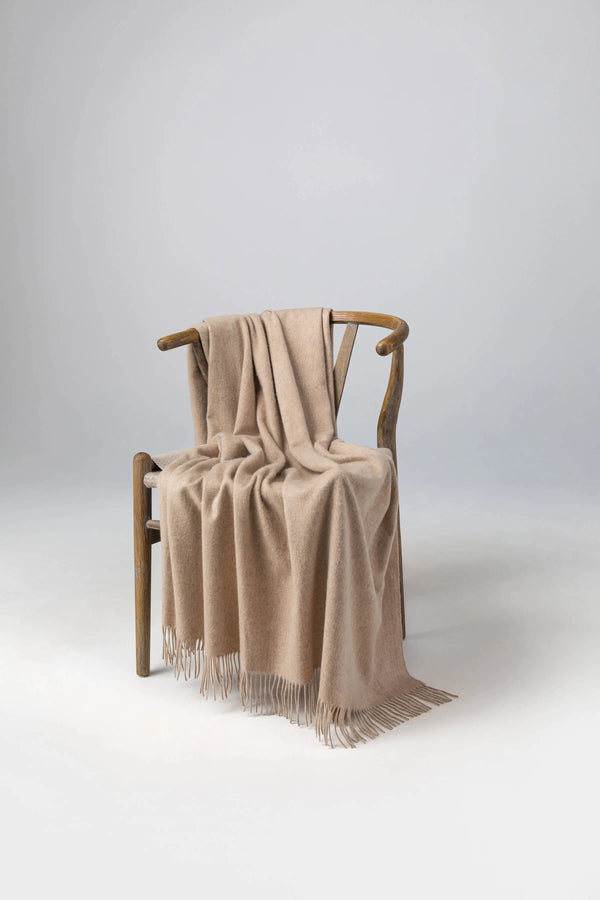 johnstons of elgin Natural Cashmere Throw