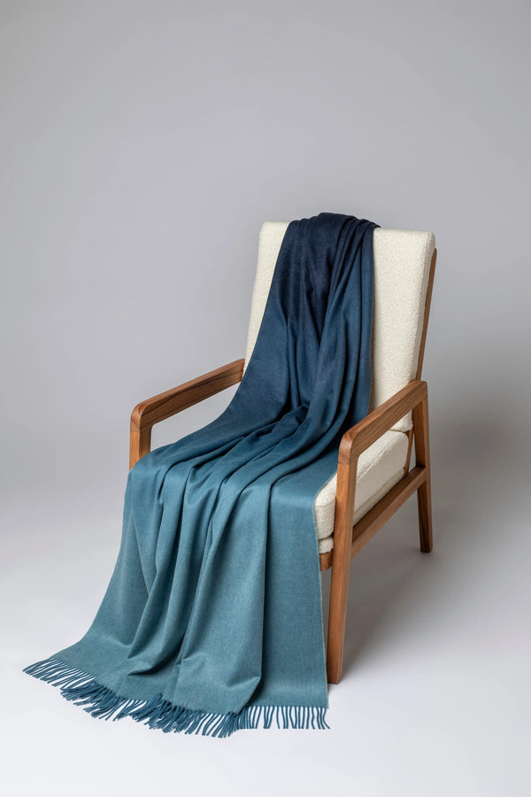 johnstons of elgin Ombré Cashmere Blue Throw