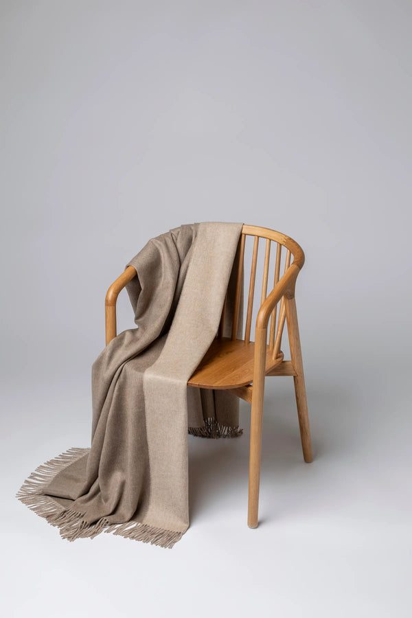 johnstons of elgin Reversible Cashmere Brown Throw