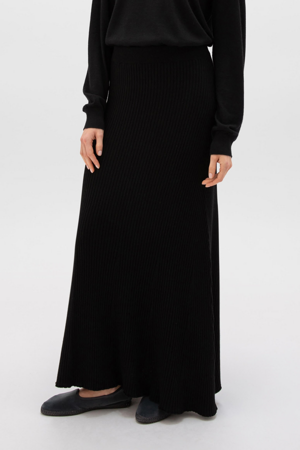 Johnstons Of Elgin Ribbed Black Cashmere Skirt