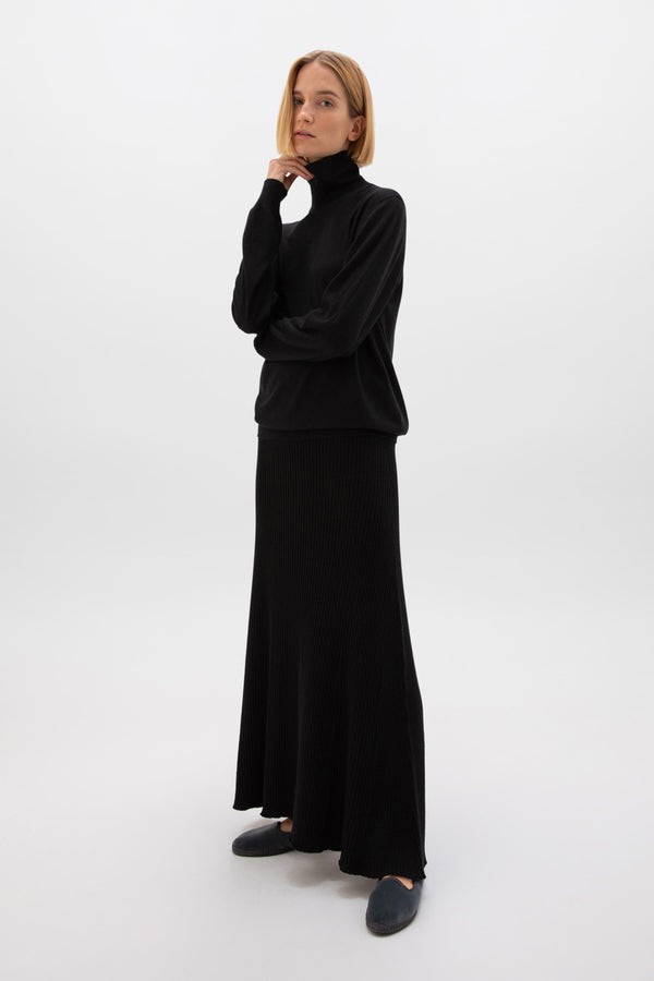 Johnstons Of Elgin Ribbed Black Cashmere Skirt