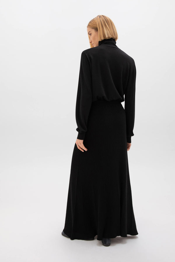 Johnstons Of Elgin Ribbed Black Cashmere Skirt