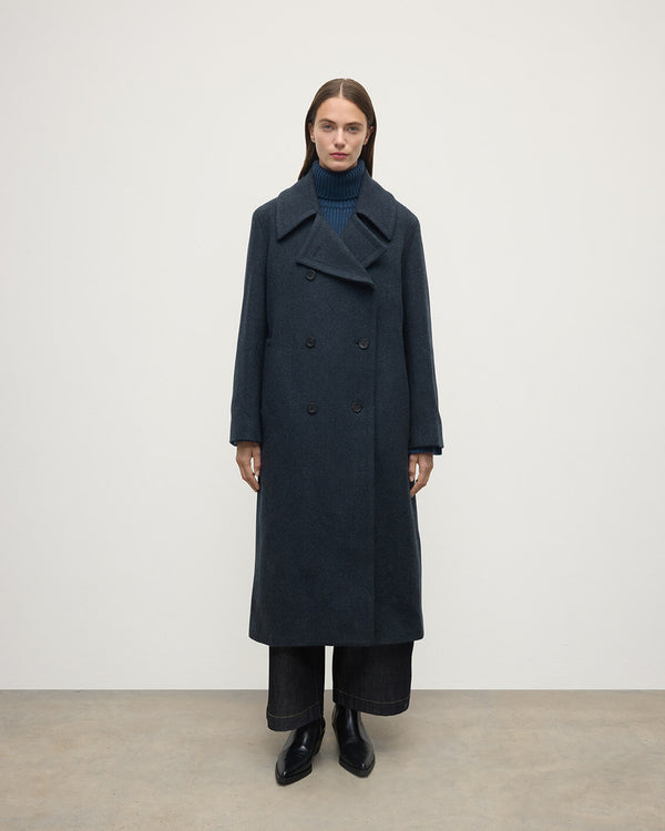 johnstons of elgin The Great Coat in Green