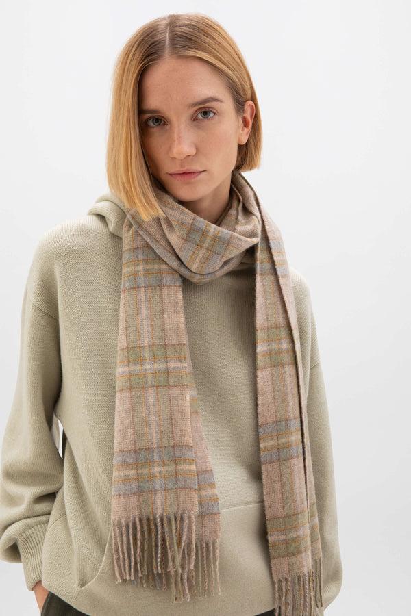 Johnstons Of Elgin Wide Cashmere Tweed Scarf