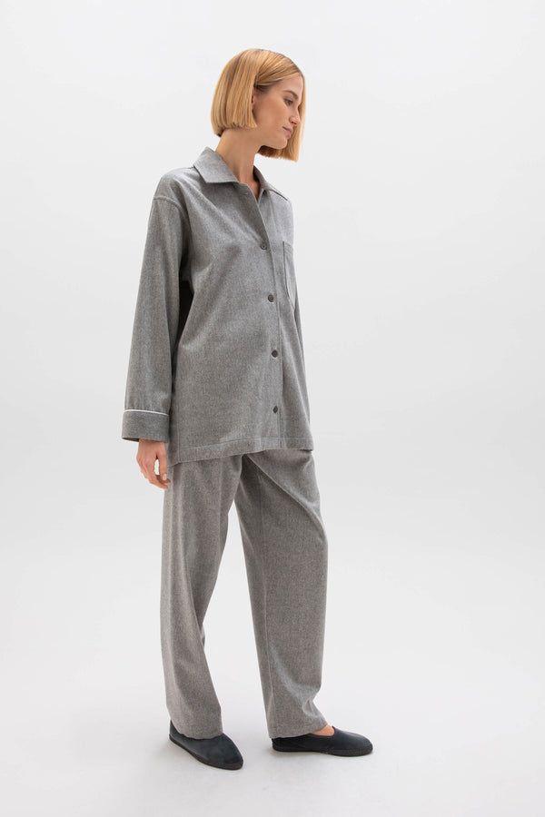 Johnstons Of Elgin Light Grey Cashmere Pyjama Lounge Set