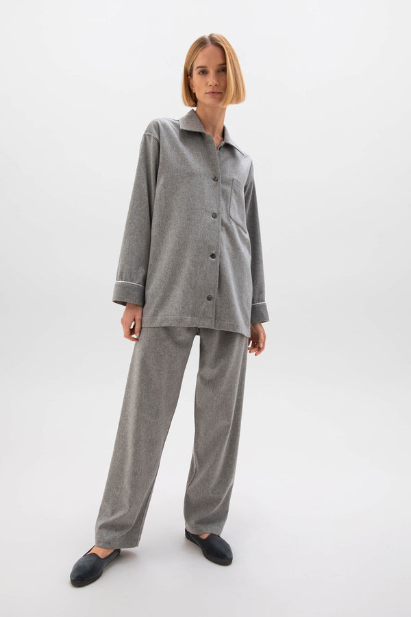 johnstons of elgin Light Grey Cashmere Pyjama Lounge Set