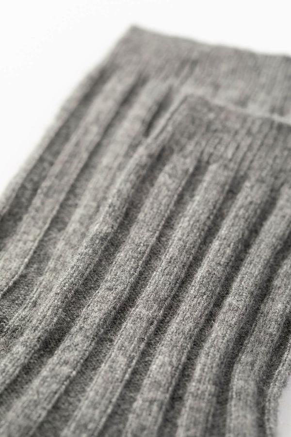 Johnstons Of Elgin Men's Dark Grey Cashmere Lounge Socks