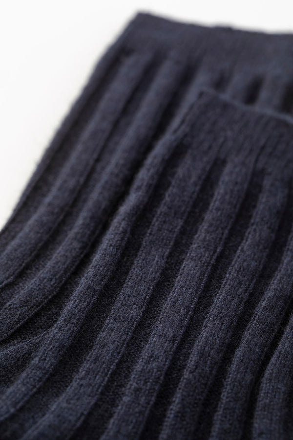 Johnstons Of Elgin Men's Navy Cashmere Lounge Socks