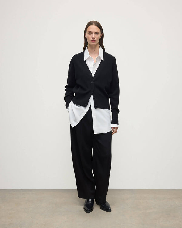 johnstons of elgin Milano Stitch Black Cashmere Cardigan