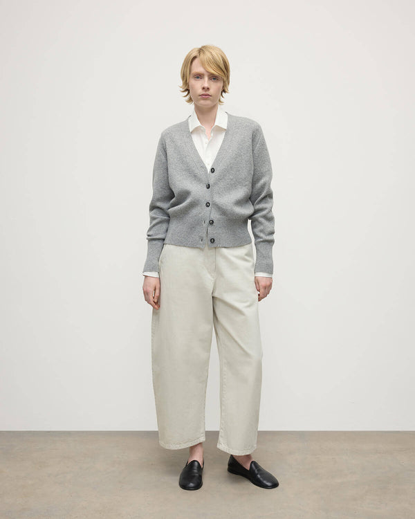 johnstons of elgin Milano Stitch Light Grey Cashmere Cardigan