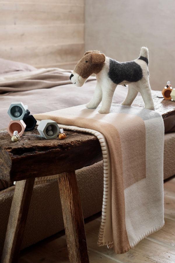 Johnstons Of Elgin 'Pyramid' Blanket Stitched Children's Throw