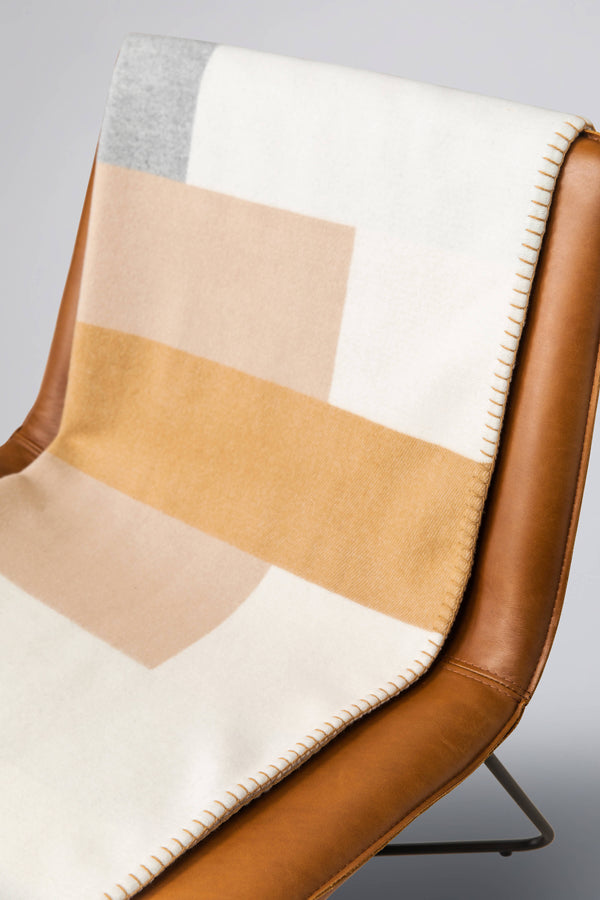 Johnstons Of Elgin 'Pyramid' Blanket Stitched Children's Throw