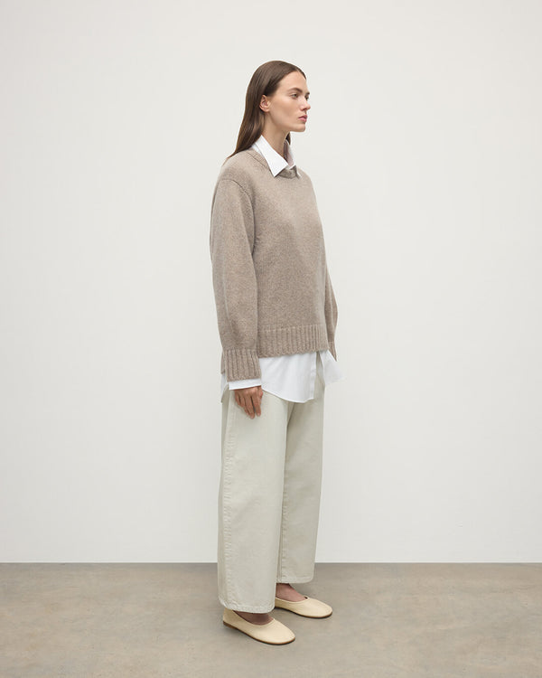 Johnstons Of Elgin Relaxed Light Brown Cashmere Jumper