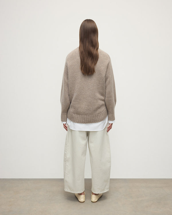 Johnstons Of Elgin Relaxed Light Brown Cashmere Jumper