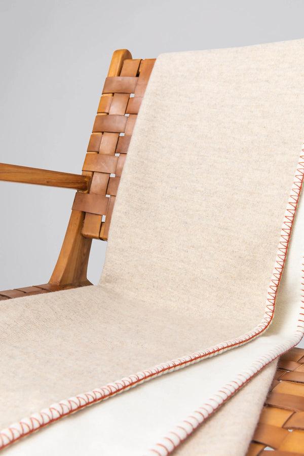 Johnstons Of Elgin Reversible Blanket Stitched Cream Throw