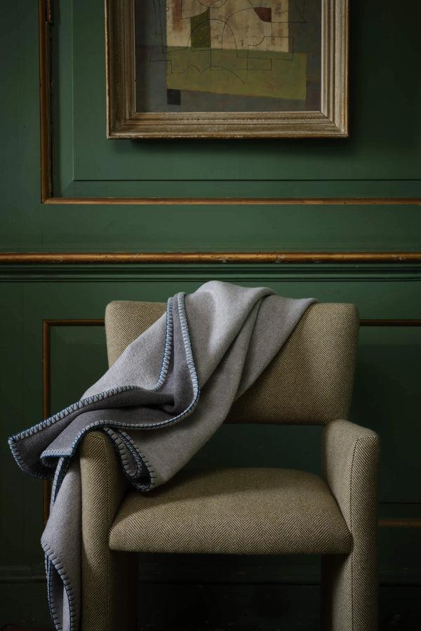 Johnstons Of Elgin Reversible Blanket Stitched Light Grey Throw