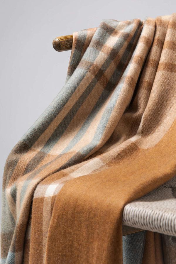 Johnstons Of Elgin Reversible Cashmere Connon Check Throw