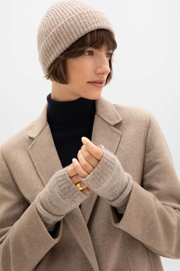 Johnstons Of Elgin Ribbed Light Brown Cashmere Beanie