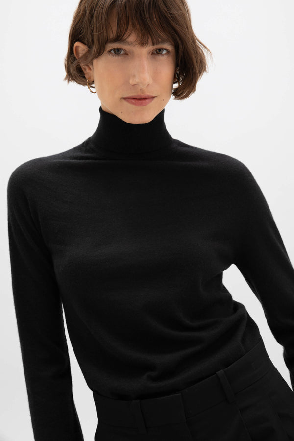 johnstons of elgin Superfine Cashmere Black Roll Neck