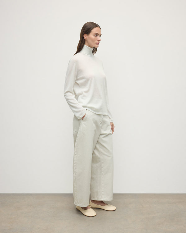 Johnstons Of Elgin Superfine Cashmere White Roll Neck Jumper