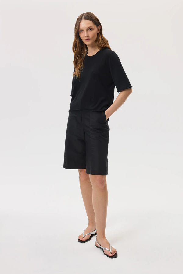 Johnstons Of Elgin Superfine Merino Wool Black T-Shirt