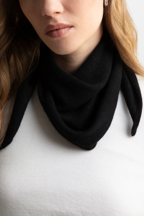 Johnstons Of Elgin Triangle Cashmere Silk Black Neck Tie