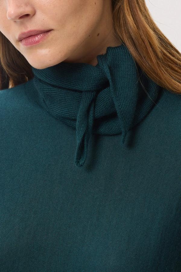 Johnstons Of Elgin Triangle Cashmere Silk Green Neck Tie