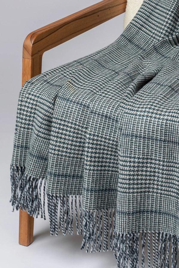 Johnstons Of Elgin Tweed Glen Check Wool Green Throw