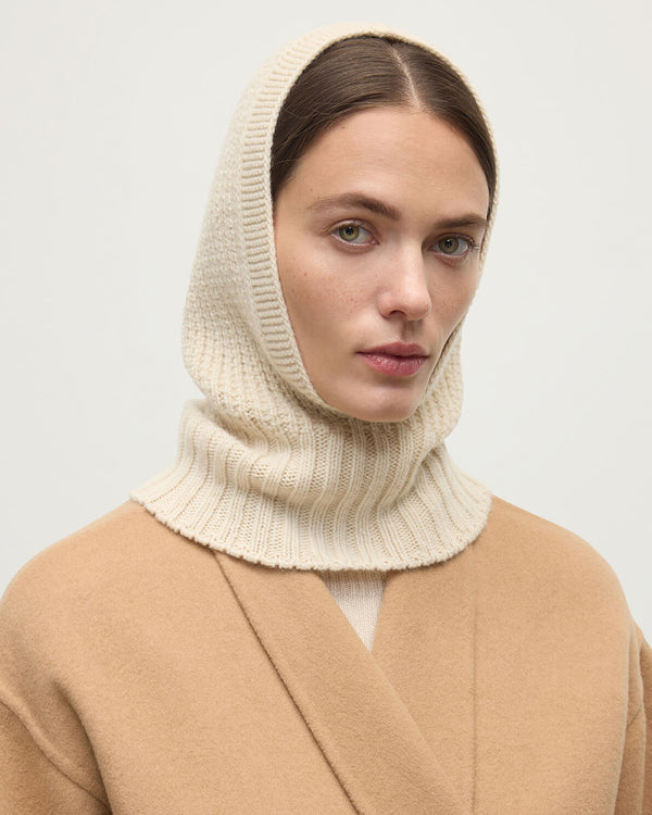 Johnstons Of Elgin Waffle Stitch Cream Cashmere Hood