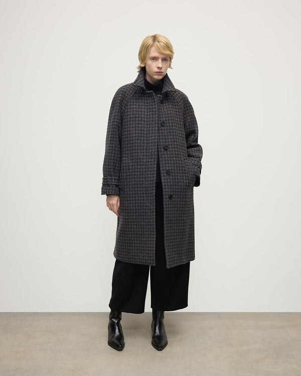 johnstons of elgin Women's Balmacaan Coat Shale Houndstooth