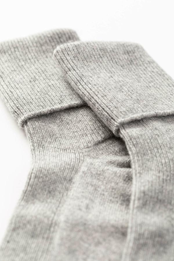 Johnstons Of Elgin Women's Light Grey Cashmere Socks