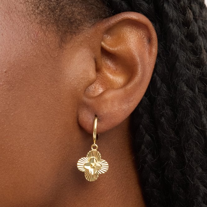 Jon Richard Inicio 14ct Gold Plated Diamond Cut Clover Huggie Earrings - Gift Pouch