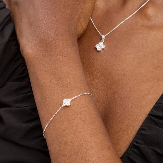 Jon Richard Simply Silver Sterling Silver 925 Cubic Zirconia Clover Pendant