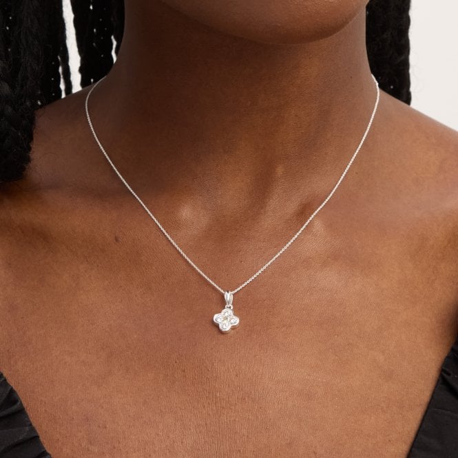 Jon Richard Simply Silver Sterling Silver 925 Cubic Zirconia Clover Pendant