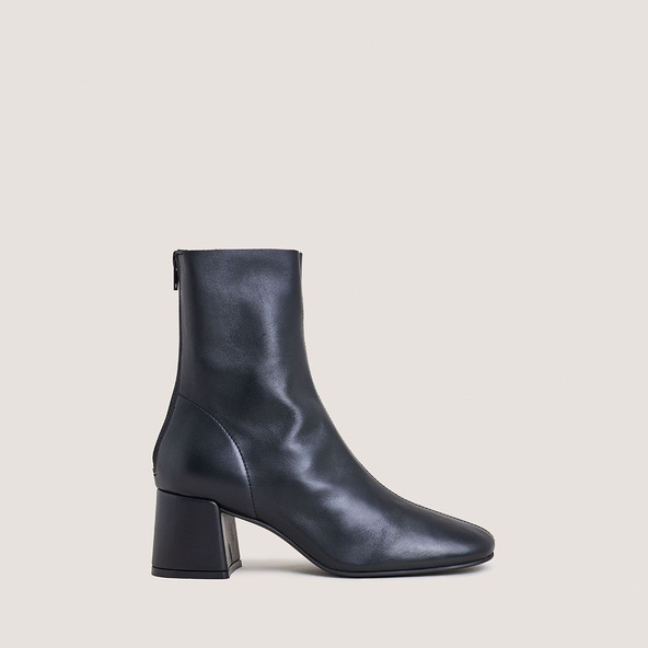 Jonak Ankle Boots With Back Zippers In Soft Black Leather DENONIE