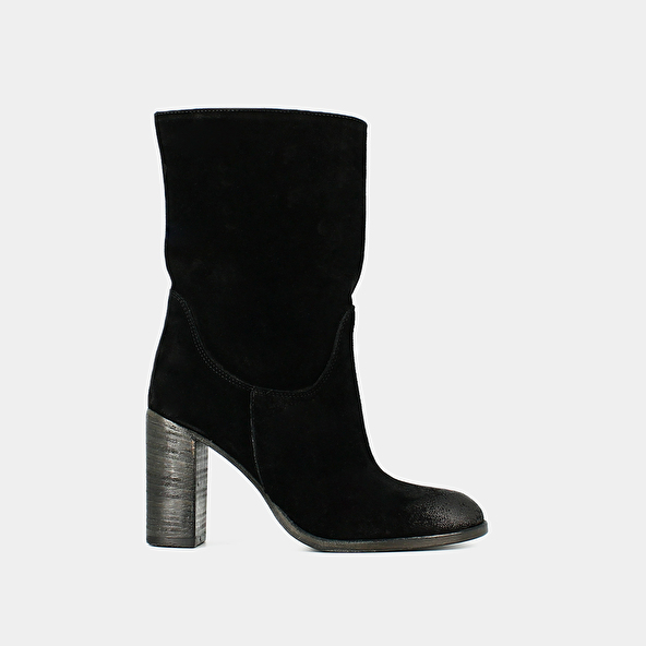 Jonak Ankle Boots With Heels And Oval Toes In Black Suede FRANCINE