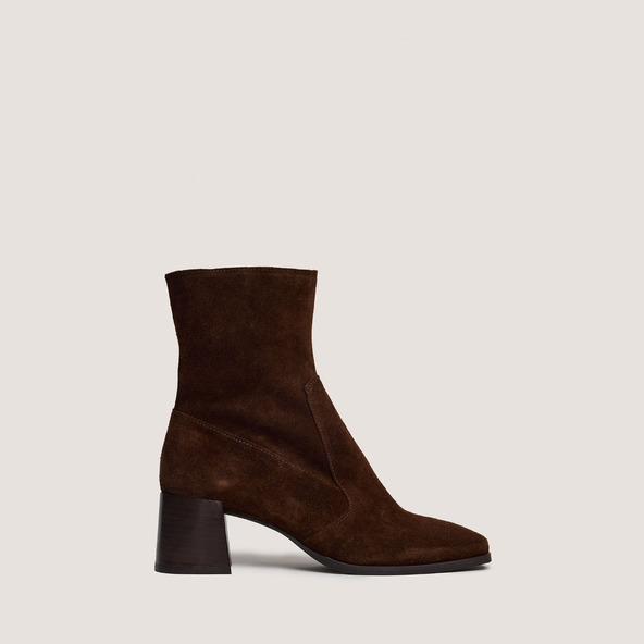 jonak Ankle Boots with Oval Toes in brown split leather ARGENTAT