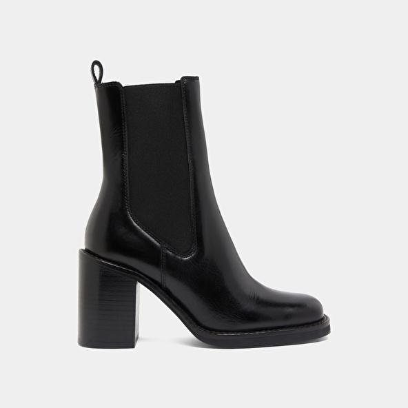 Jonak Ankle Boots With Overflowing Heels In Black Leather BRETZ