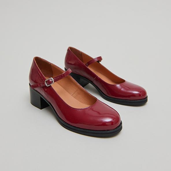 Jonak Babies à Talons In Carmine Red Pleated Patent ARISTOTE