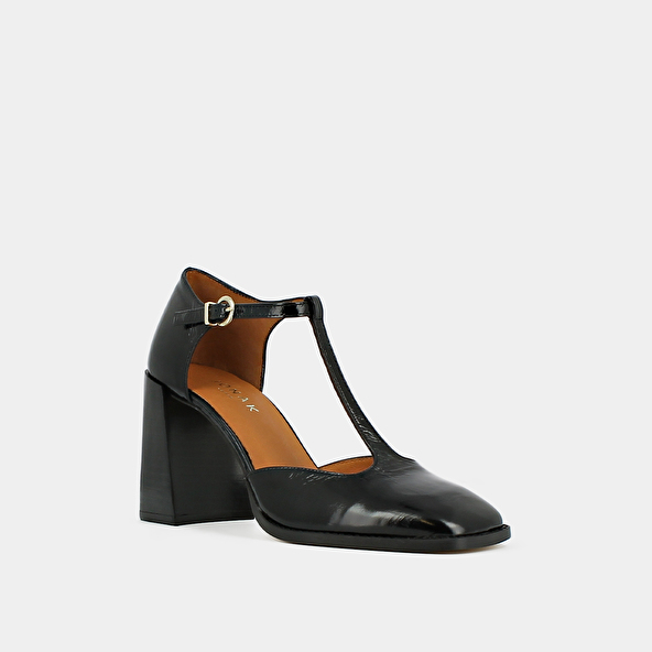 Jonak Babies High Heels And Square Toes With Straps In Black Shiny Leather VALLON