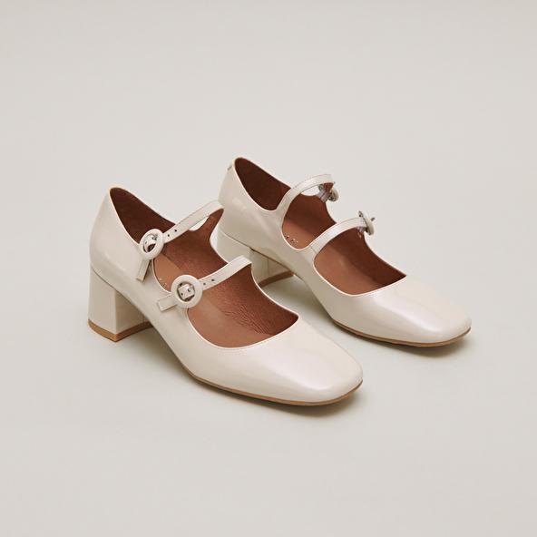 jonak Babies with double straps and rounded toes in ecru patent DELOU